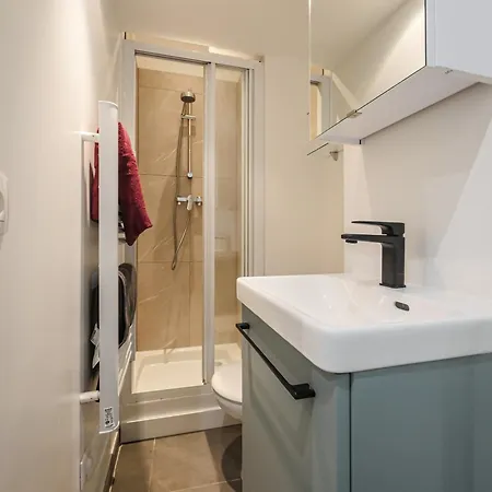 Joli 2 Pieces A La Frontiere De Monaco Apartmán