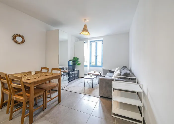 Apartament Joli 2 Pieces A La Frontiere De Monaco